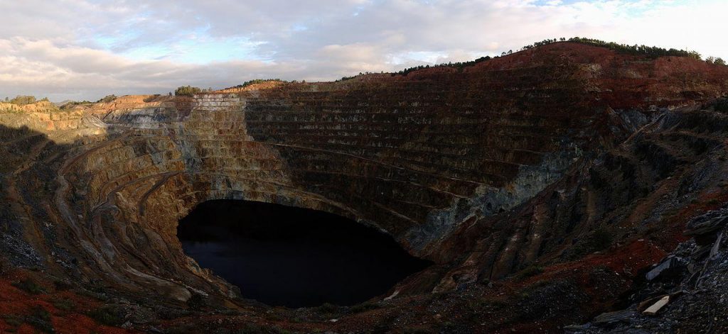 Tratamiento de minería a cielo abierto